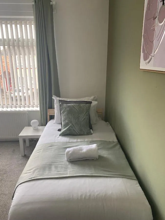 Wilton - Perfect Home For Contractors Private Large Drive Newcastle upon Tyne Holiday home